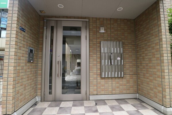八戸ノ里駅 徒歩4分 3階の物件外観写真